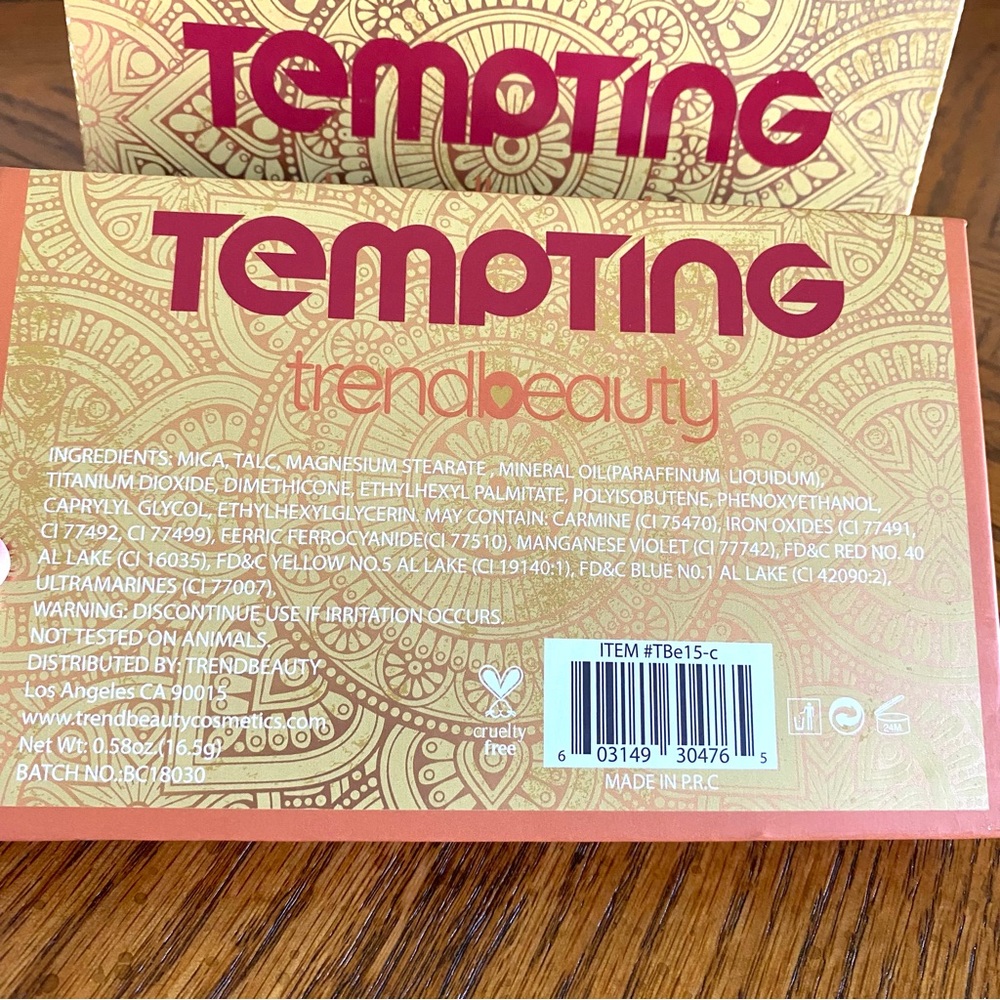 3/$15 5/$20 Tempting Trend Beauty 15 color eyeshadow Palette new in package - Picture 6 of 7